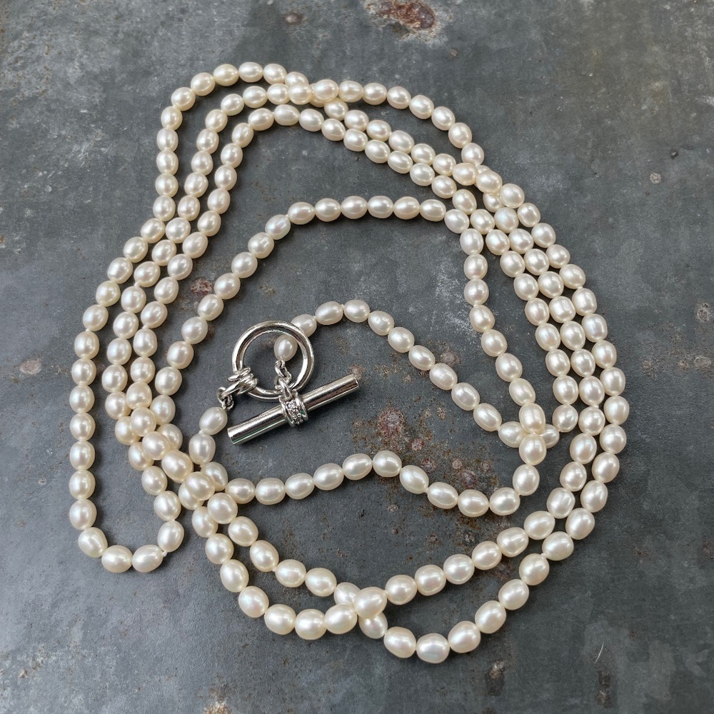 Slane & Slane Pearl 48" Necklace w/ diamond-encrusted toggle clasp - Picture 7 of 7